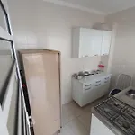 Casa Super Completa Com Cama King Size 5 Minutos Do Metro