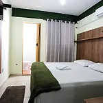 Hospedaria Lumo Domo Praca Da Arvore