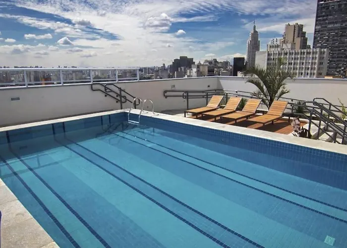 Studio No Centro De Sao Paulo, A 3 Minutos Do Metro, Com Garagem Gratis