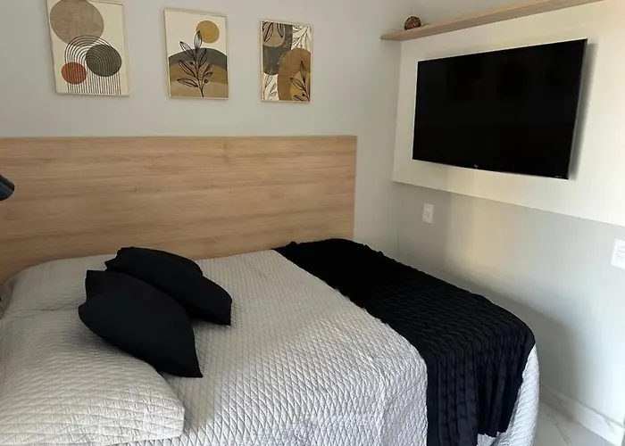 Studio Novo, Perto Allianz Park, Ao Lado Do Metro