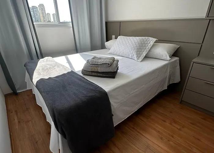 Laguna Airbnb 1706B