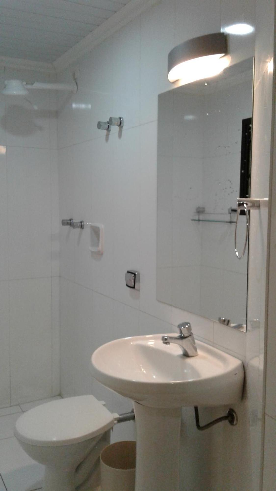 Nothmann Hostel *