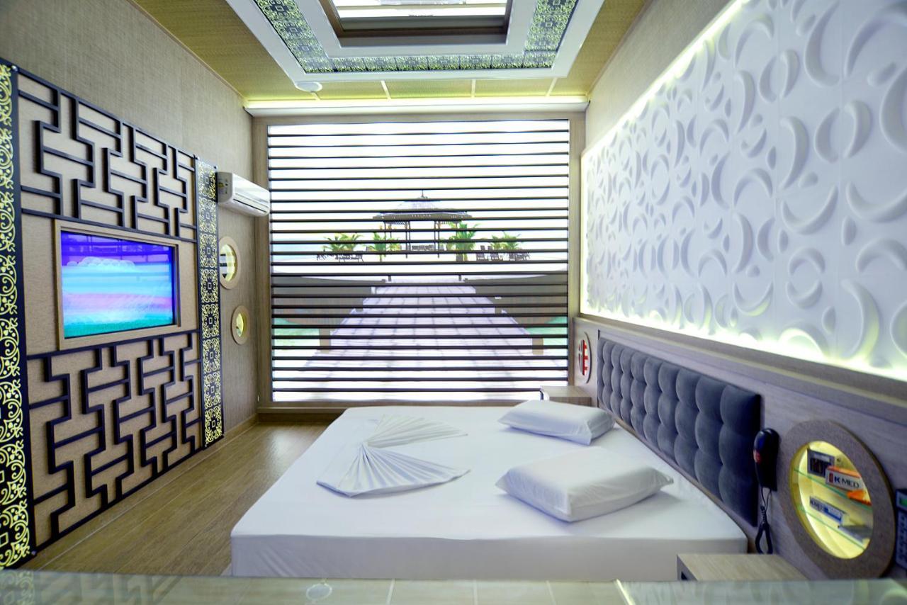 Hotel do amor Harmony *