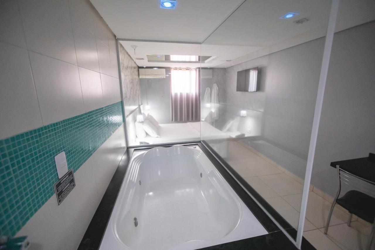Spot Love hotel