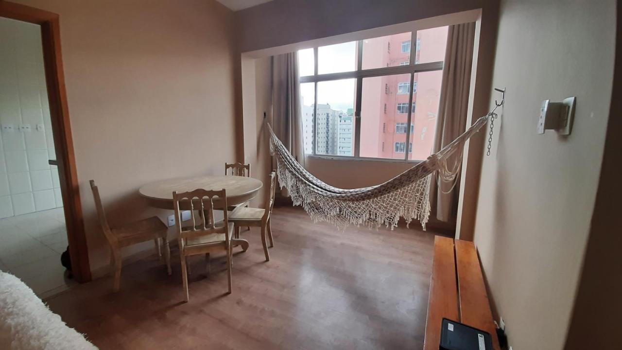 Apto Grande Com Rede De Descanso Na Sala | Wifi 100 Mb Apartment *
