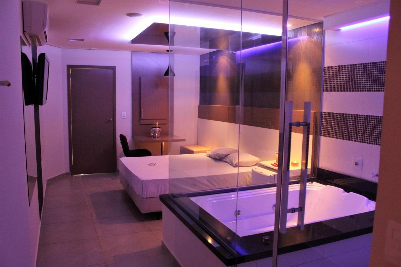 Love hotel Vivre (adults Only)