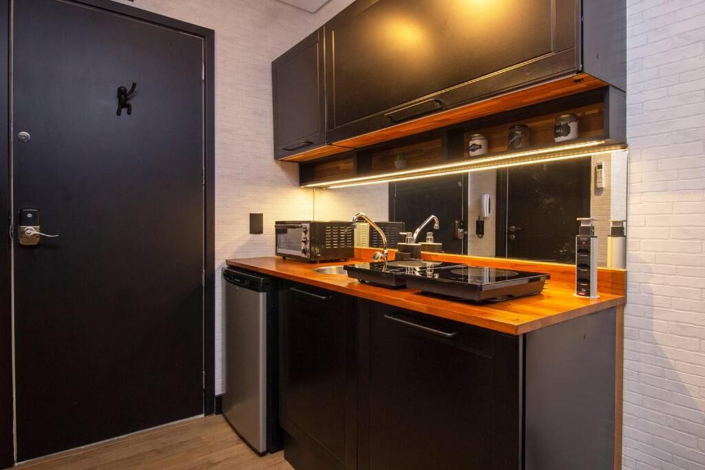 Bhomy Paulista Com Varanda Na Rua Augusta Au101 Apartment *