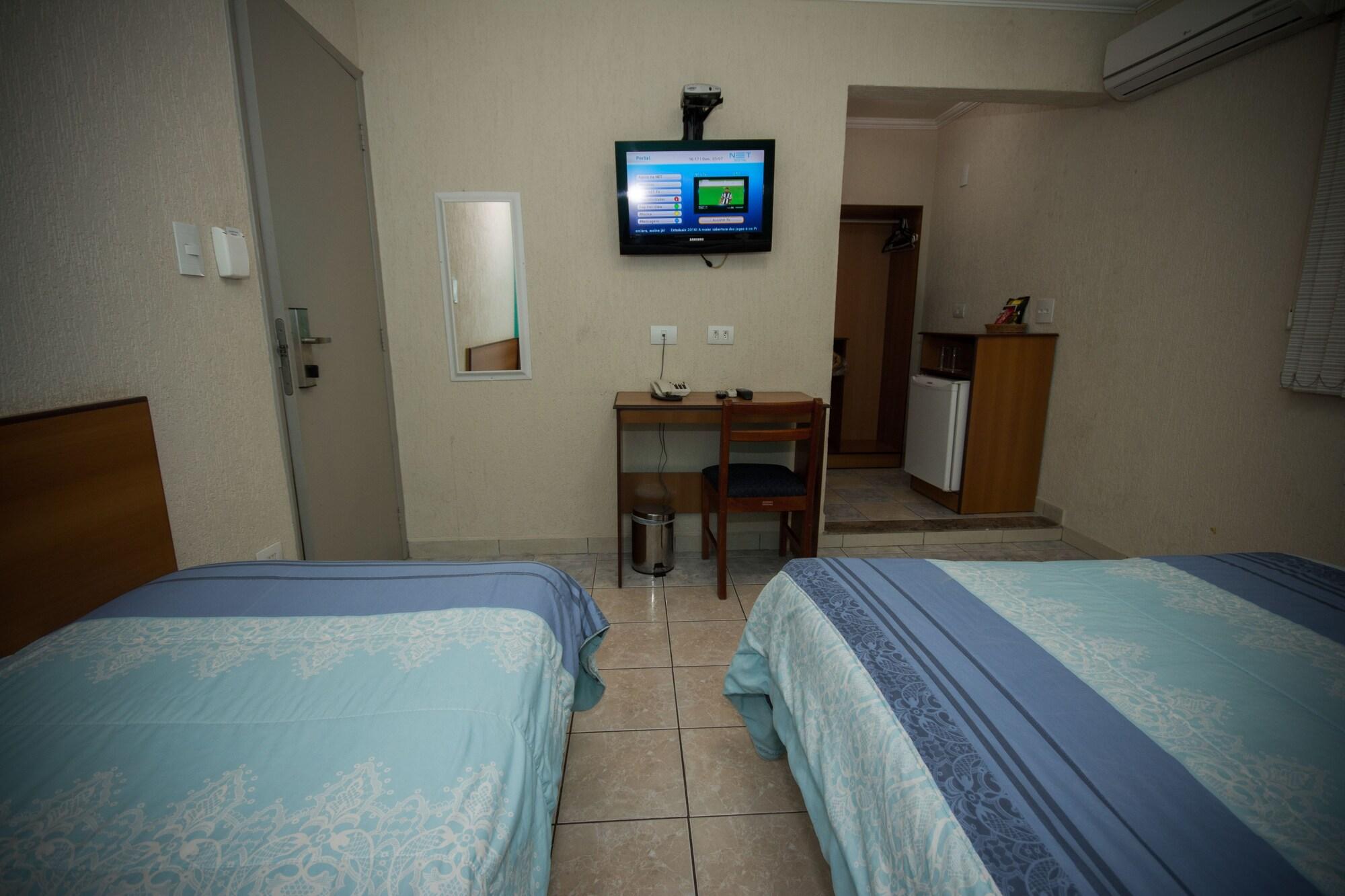 Hotel Estacao Paraiso - Ao Lado Do Metro Paraiso E 600m Da Av Paulista 2*
