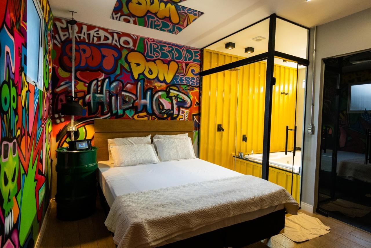 Love hotel Spot 3*