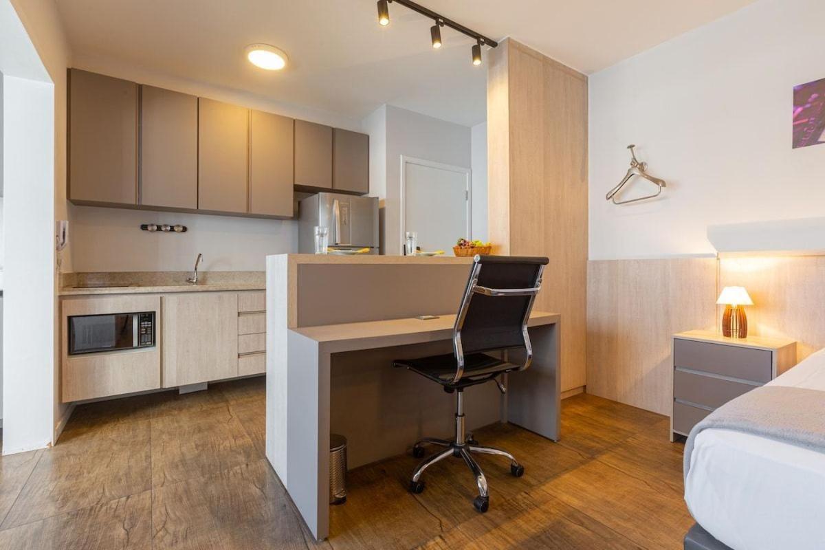 Easy Star - Espacoso Studio Ao Lado Do Aeroporto Congonhas - Hh01h *