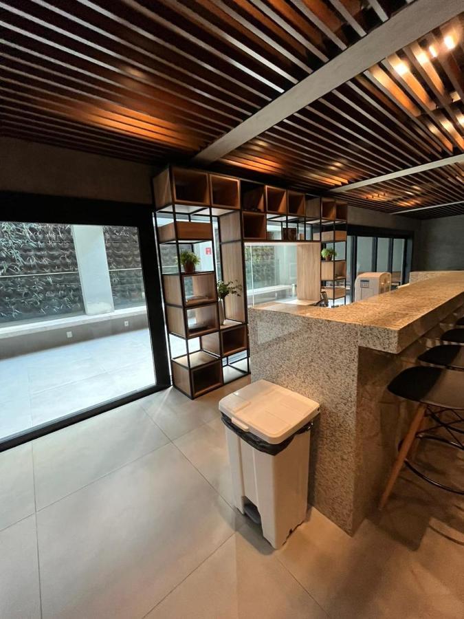 Loft De Luxo Com Varanda E Entrada Ao St Marche Jardins *