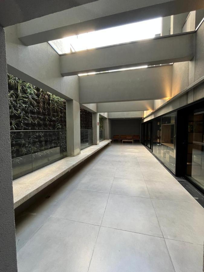Căn hộ Loft De Luxo Com Varanda E Entrada Ao St Marche Jardins *
