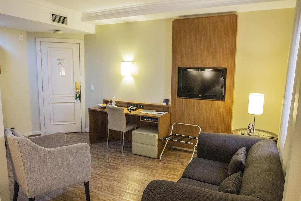 Khách sạn hẻo lánh Premium The World Olimpia 3*