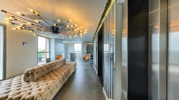 Moderno I Proximo Allianz Apartment *