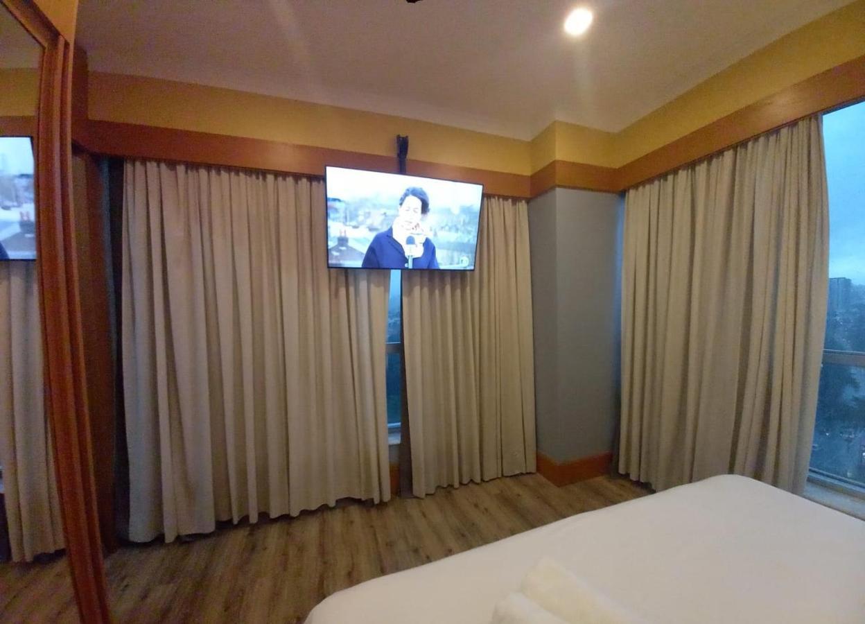 Get A Flat 3902 Expo Santana Otel 3*