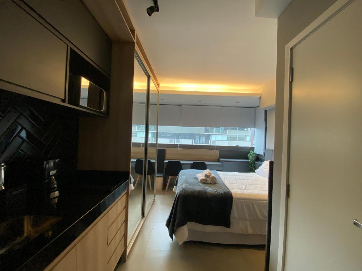 Oscar Freire, Na Rua Luxuosa De Sp!1120 São Paulo