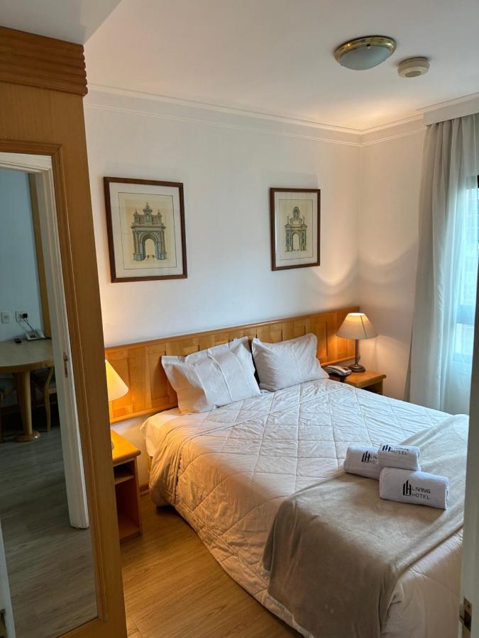 Living Mercure Pinheiros