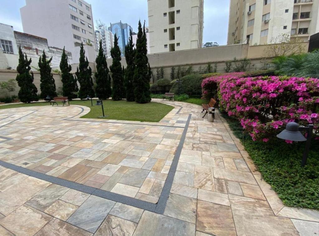 Living Mercure Pinheiros *
