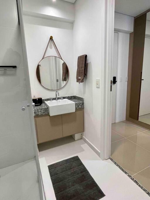 Studio Bem Localizado / Prox Estacao Trianon Căn hộ
