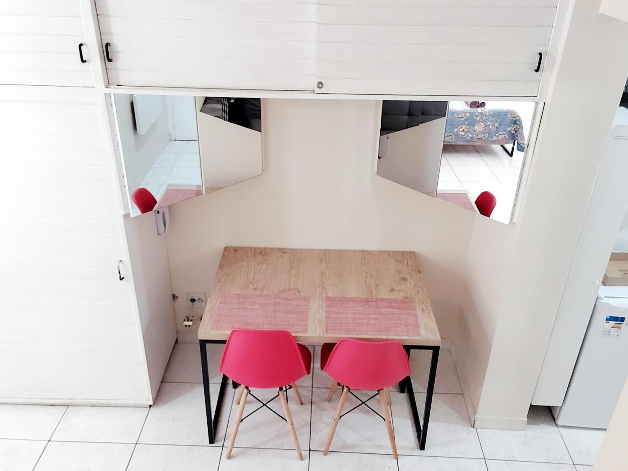 44 Simples Funcional Av Paulista X Metro Brigadeiro Promatre Wifi 300 Apartment *