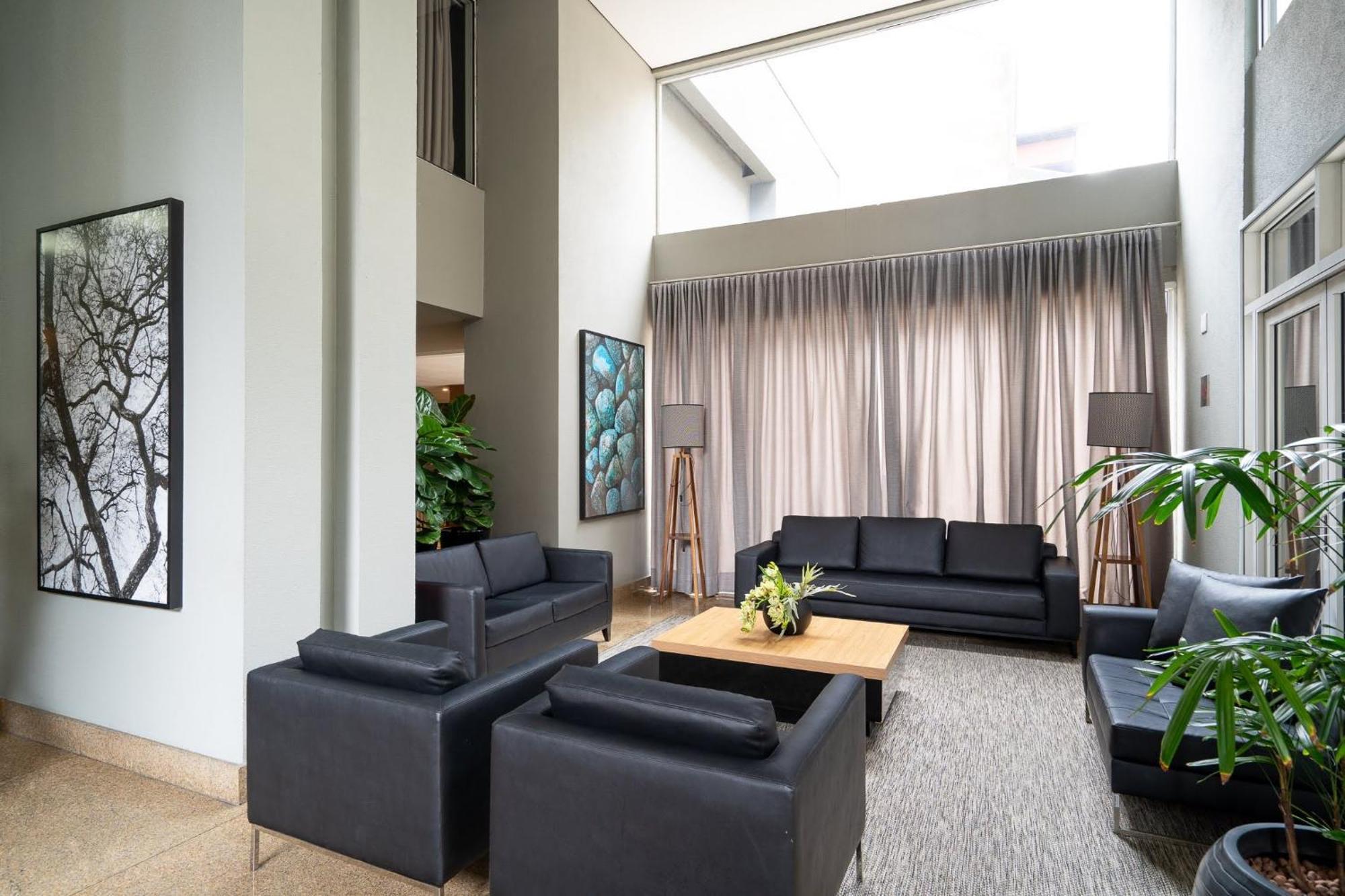 Inside Windham Paulista Apartemen Sao Paulo