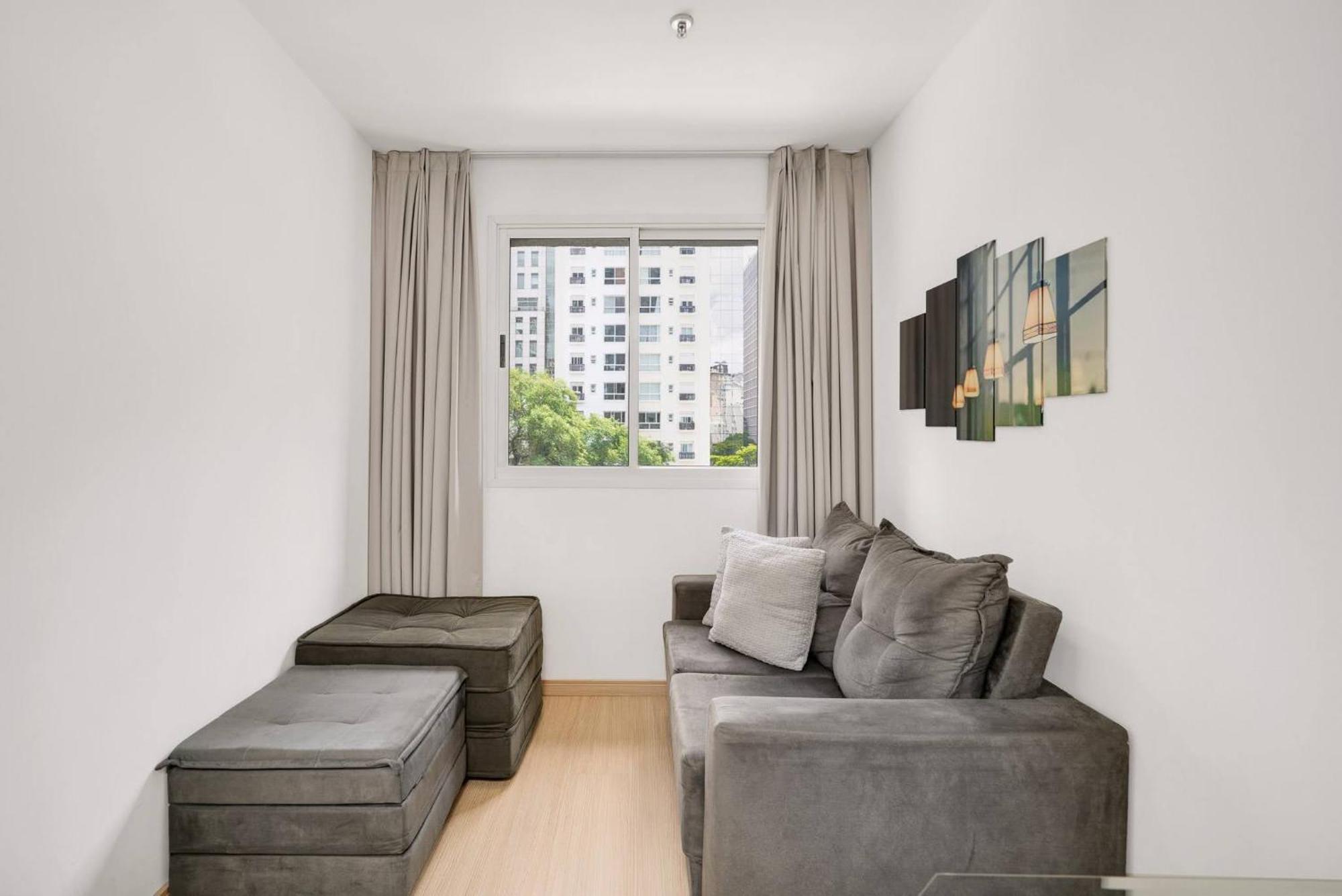 Inside Windham Paulista Apartemen