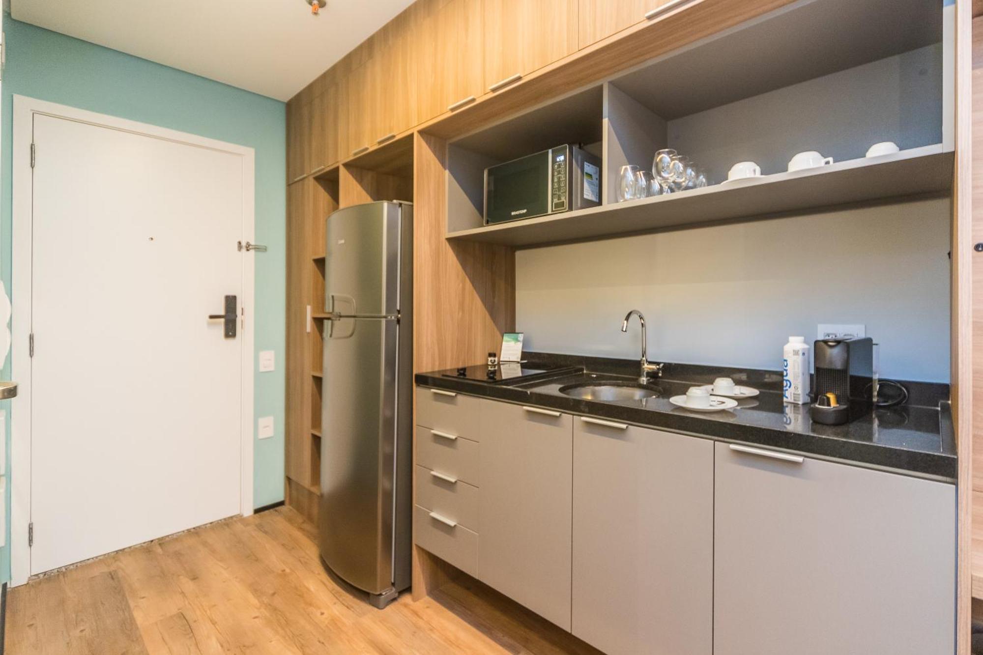Charlie Paraiso Apartemen