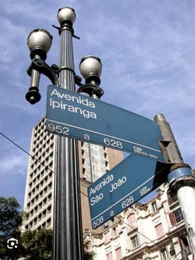 Studio No Centro De Sao Paulo, A 3 Minutos Do Metro, Com Garagem Gratis *