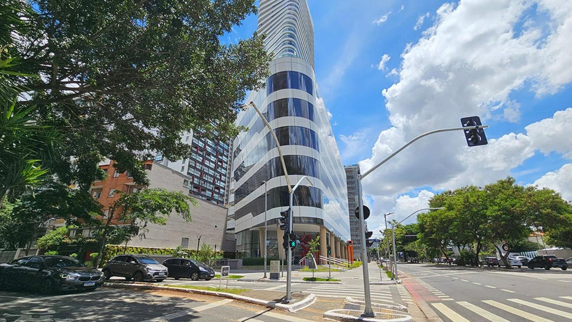 Apartment Completo Prox. Estacao Fradique Coutinho