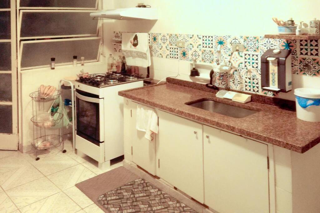 Grande Apartamento A 200m Da Av. Paulista E Metro. Apartemen