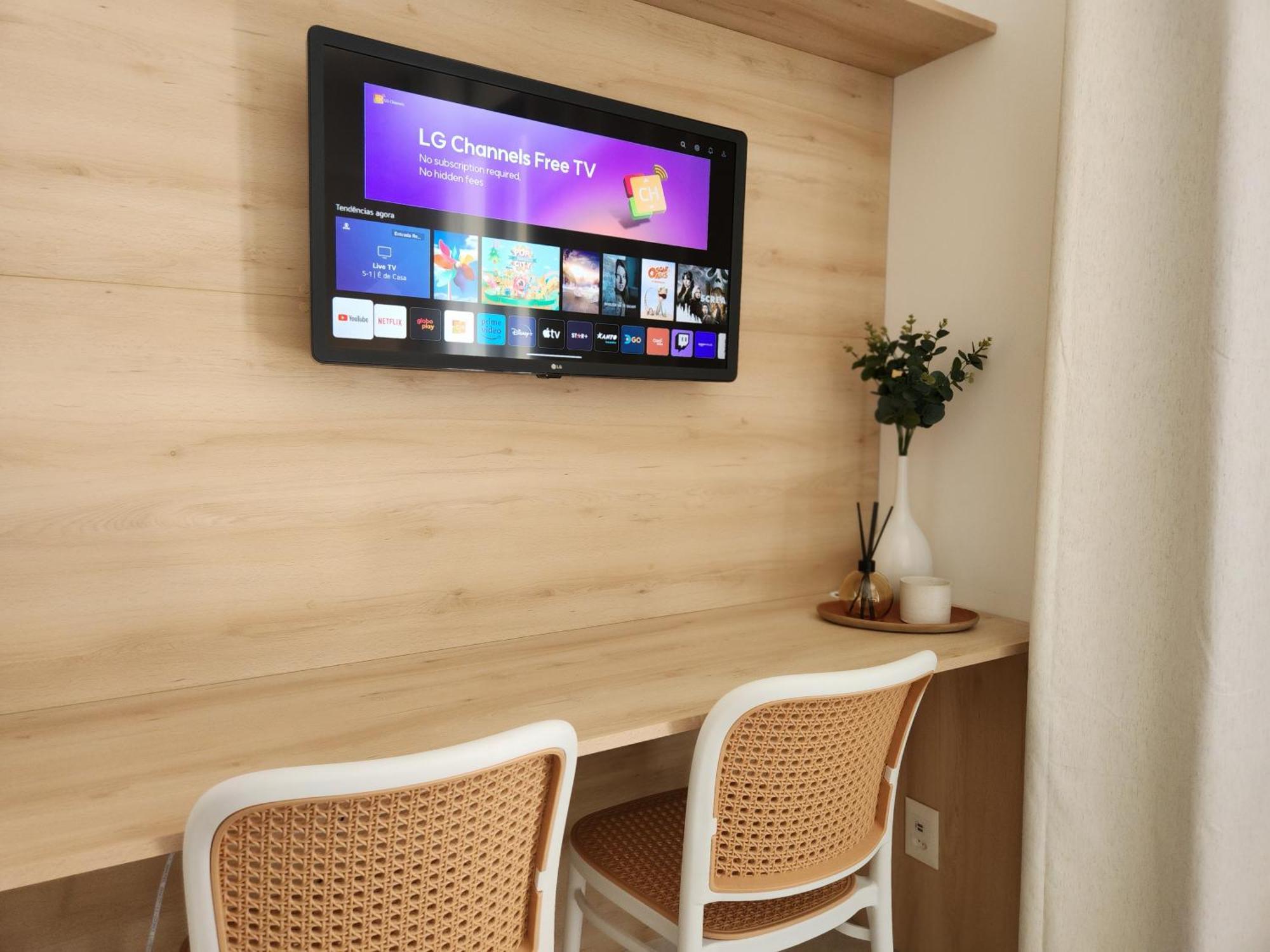 Apartment Charmoso E Totalmente Equipado Na Madalena - A 20 Passos Do Metro *
