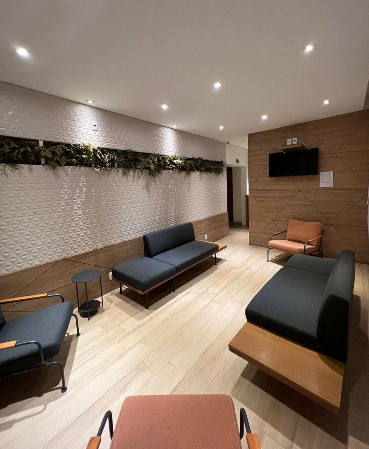 Aeroporto Congonhas Uh-704 Otel 4*