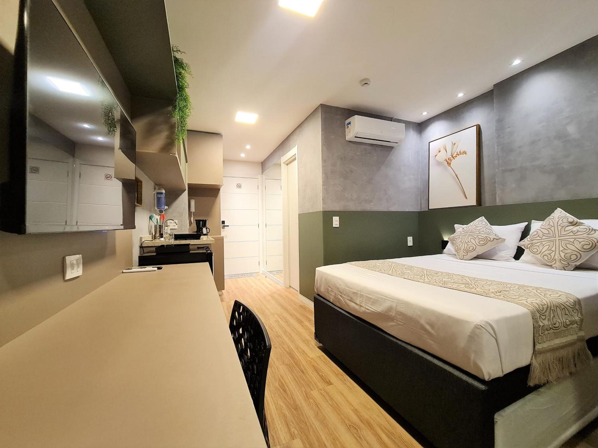 Em Pinheiros Sp Apartment