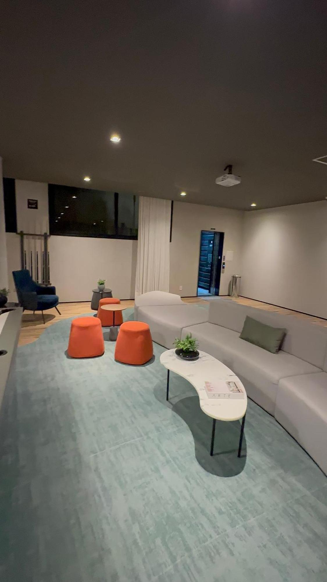 B/f Studio 704 São Paulo
