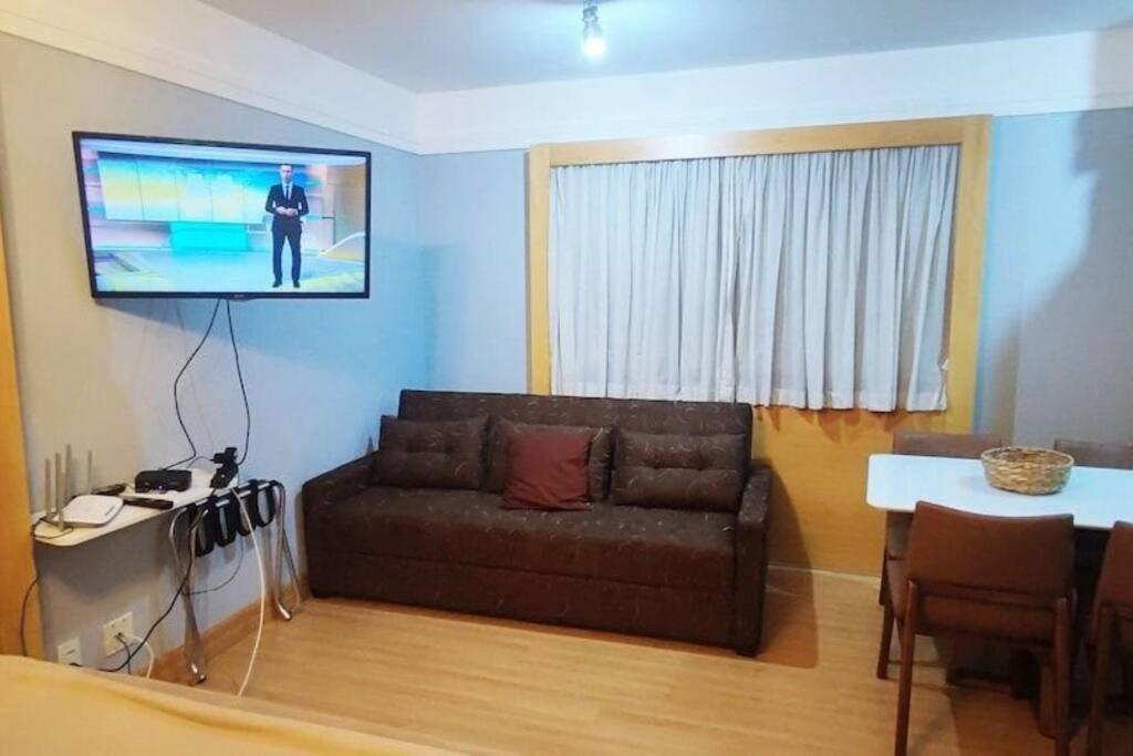 Flat 4 Estrelas Prox Av Paulista, Hc, Convencoes Reboucas, Metro, Bares Nos Jardins Sao Paulo