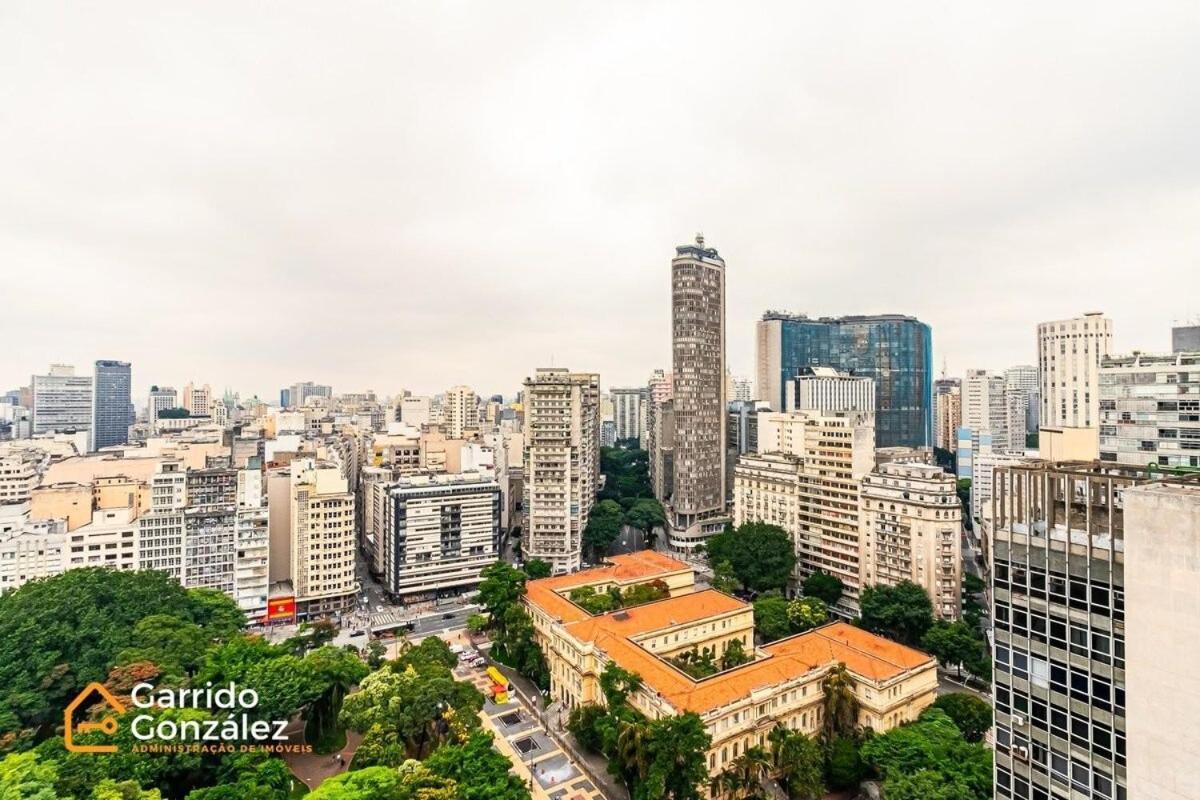 Com Piscina No Centro De Sp - Republica * Sao Paulo