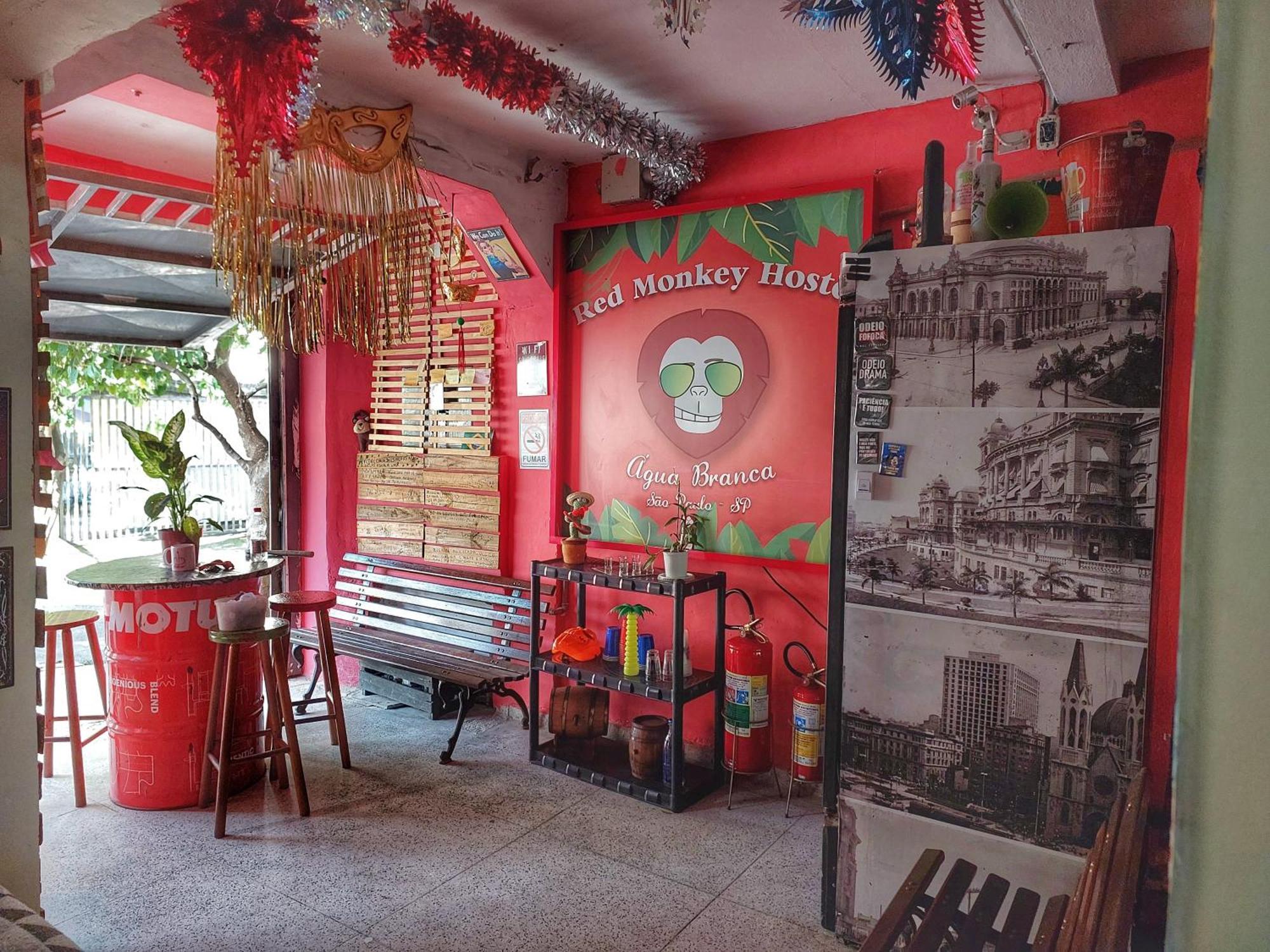 Red Monkey Barra Funda