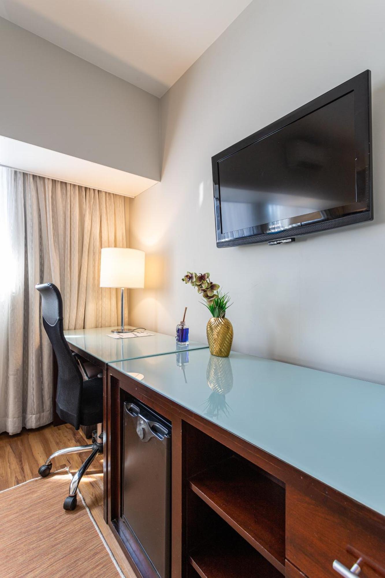 Căn hộ Maximus Luxury In Wyn Berrini - Wtc - Flat At The *
