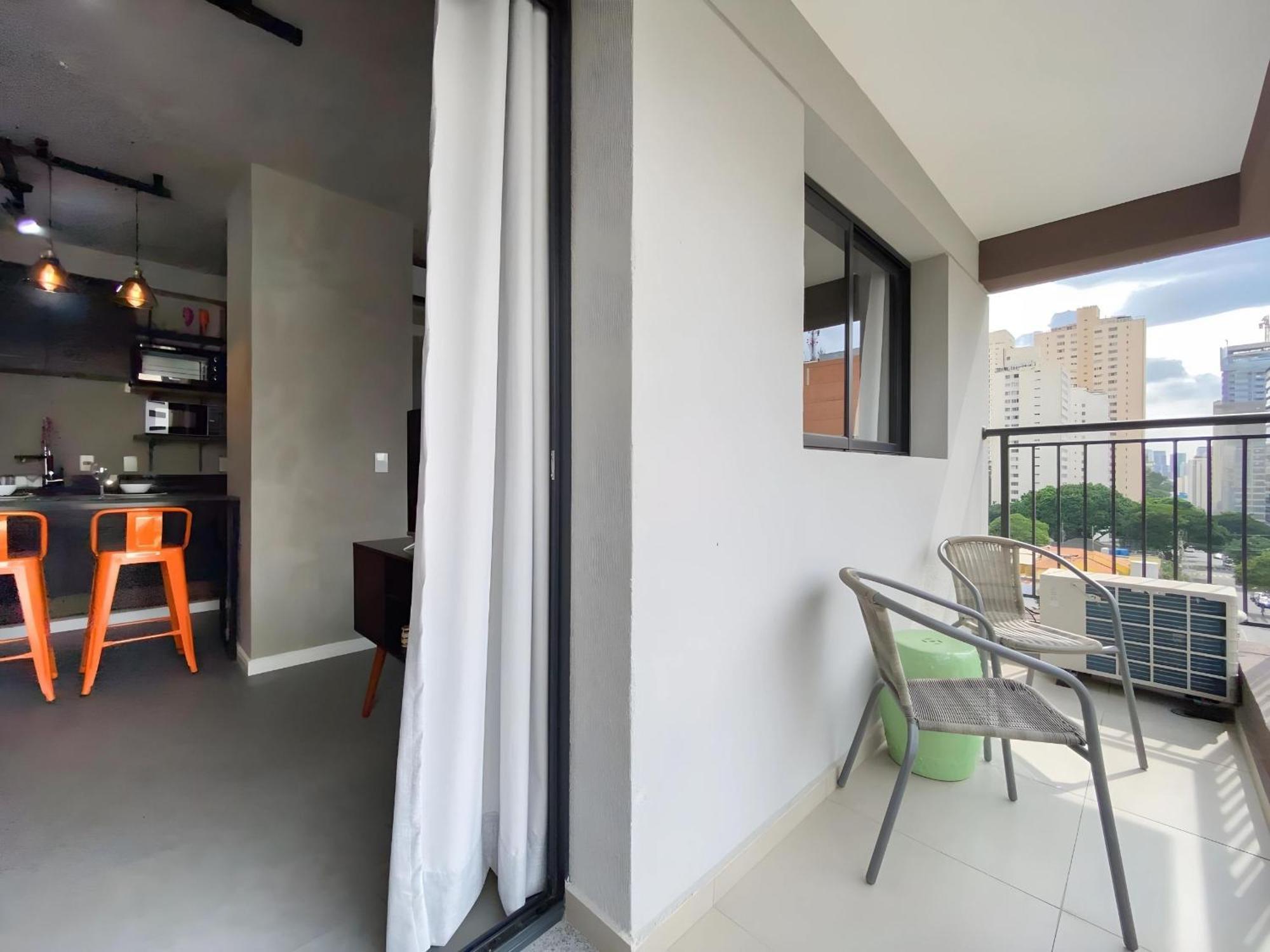 Amplo Com A/c E Piscina No Terraco Apartment *