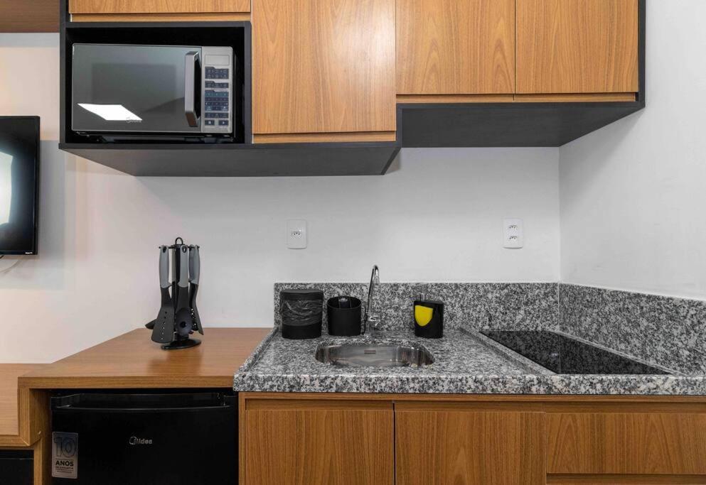Loft Novinho, Ar Condicionado, Ha 200m Do Metro Bras Apartment Sao Paulo