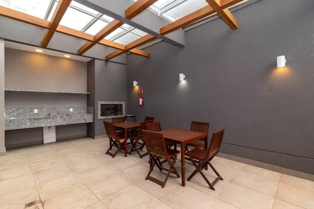 Loft Novinho, Ar Condicionado, Ha 200m Do Metro Bras Sao Paulo