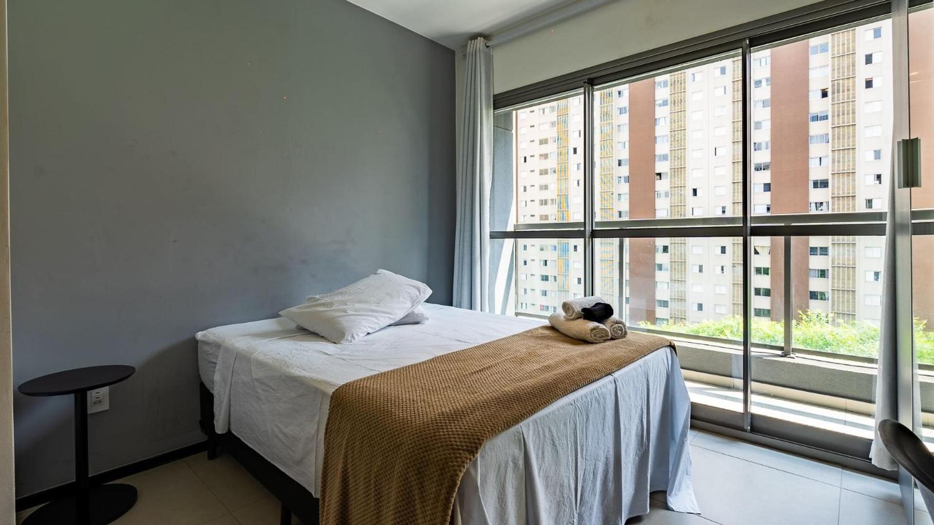 Tatil Evi Ao Lado Da Vida Noturna De Sp By Dabra House *