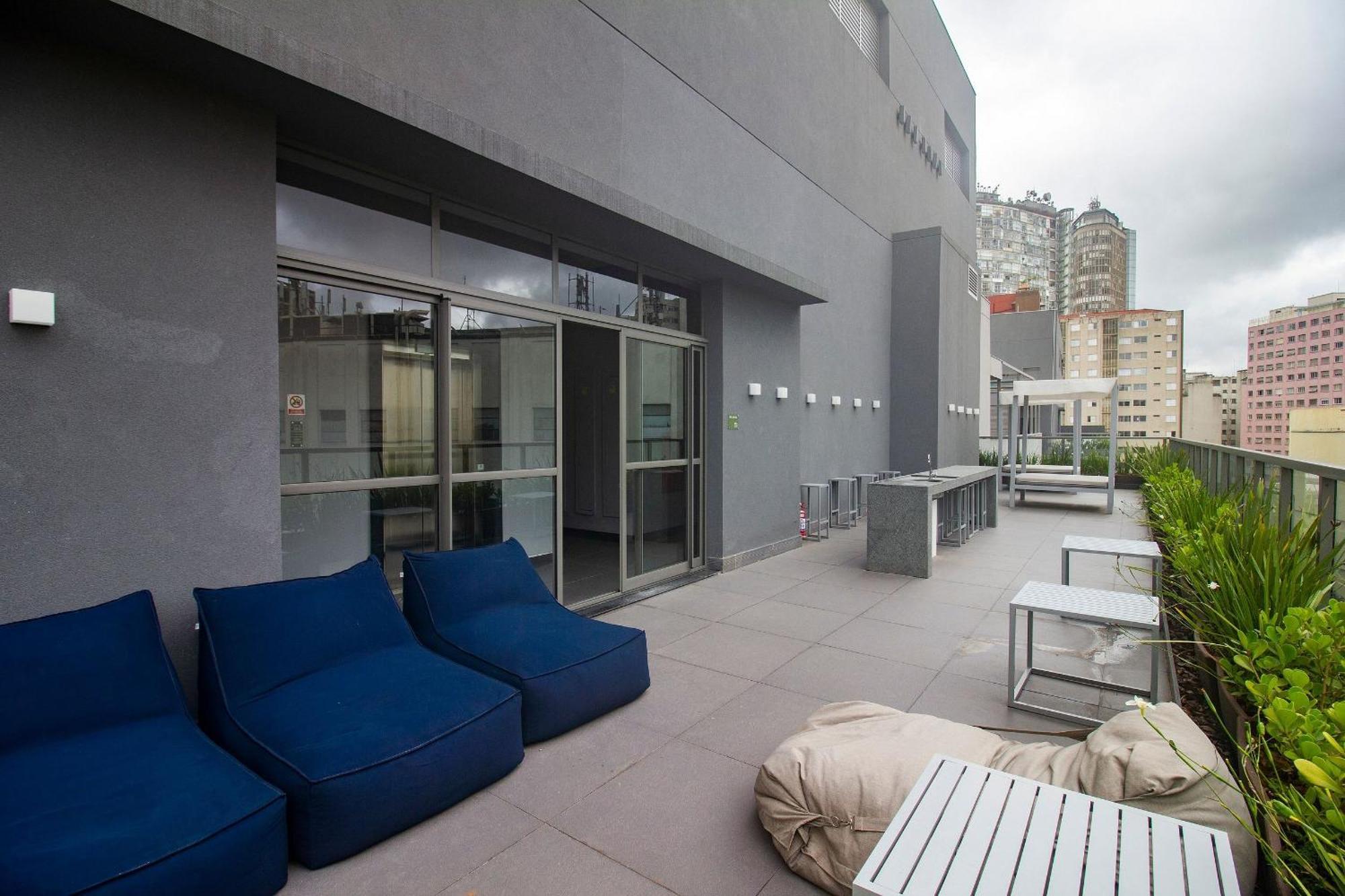 Tatil Evi Ao Lado Da Vida Noturna De Sp By Dabra House *