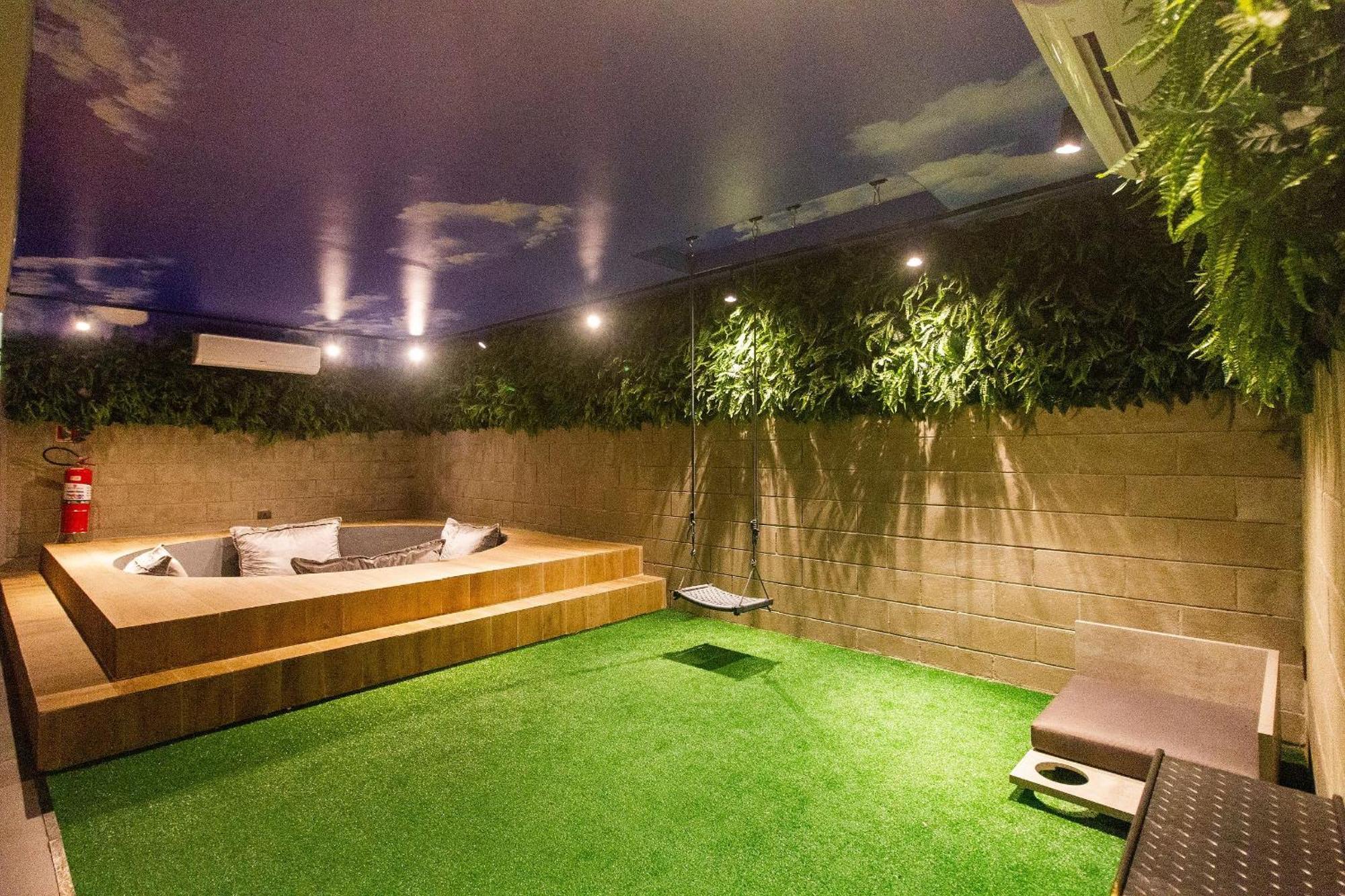 Ao Lado Da Vida Noturna De Sp By Dabra House Tatil Evi