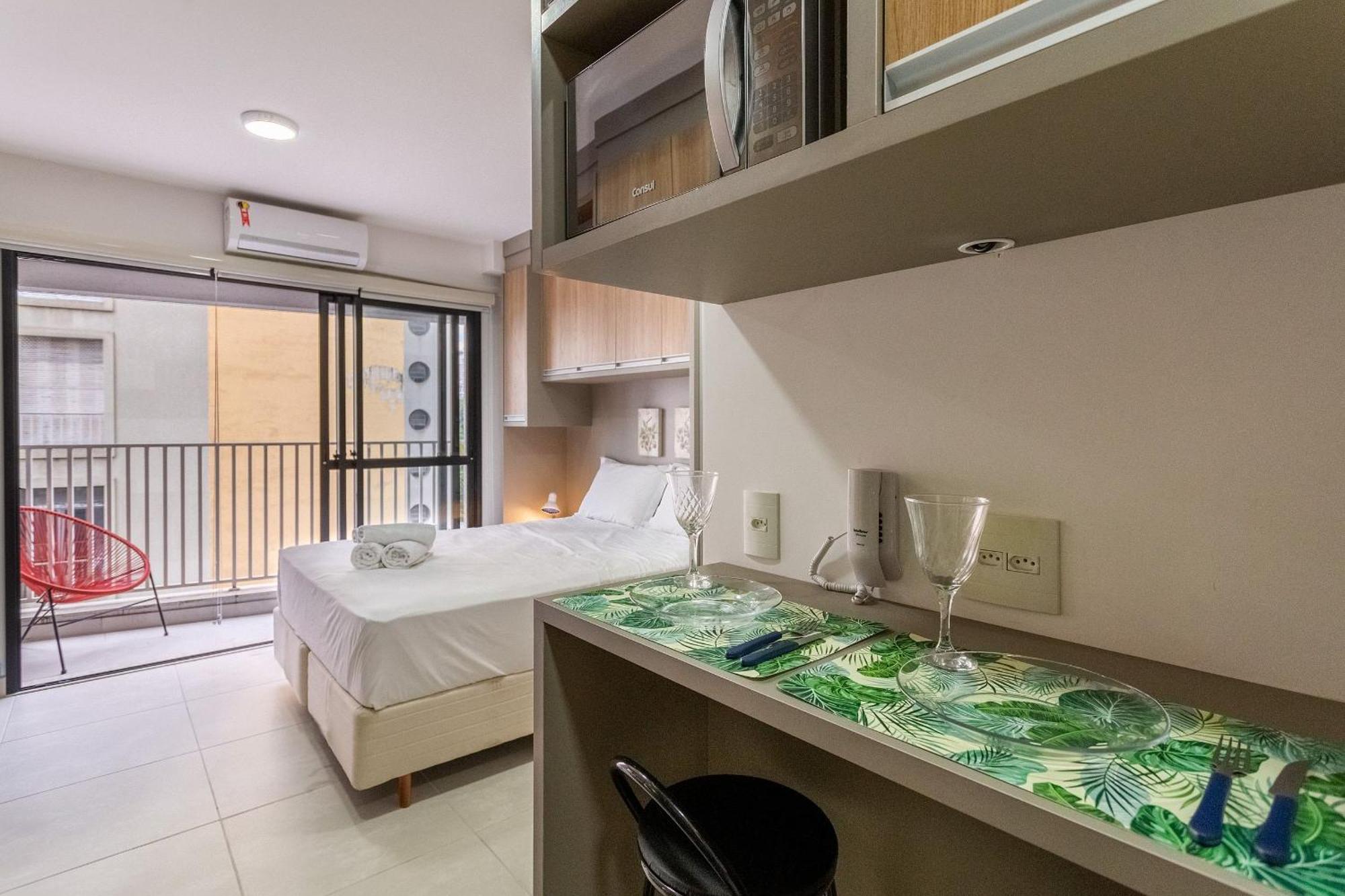 Com Tv Smart Perto Do Metro Republica Apartment *