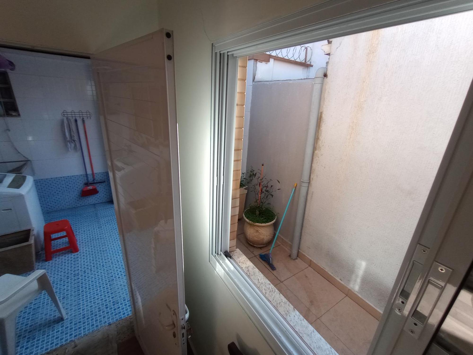 Casa Super Completa Com Cama King Size 5 Minutos Do Metro *