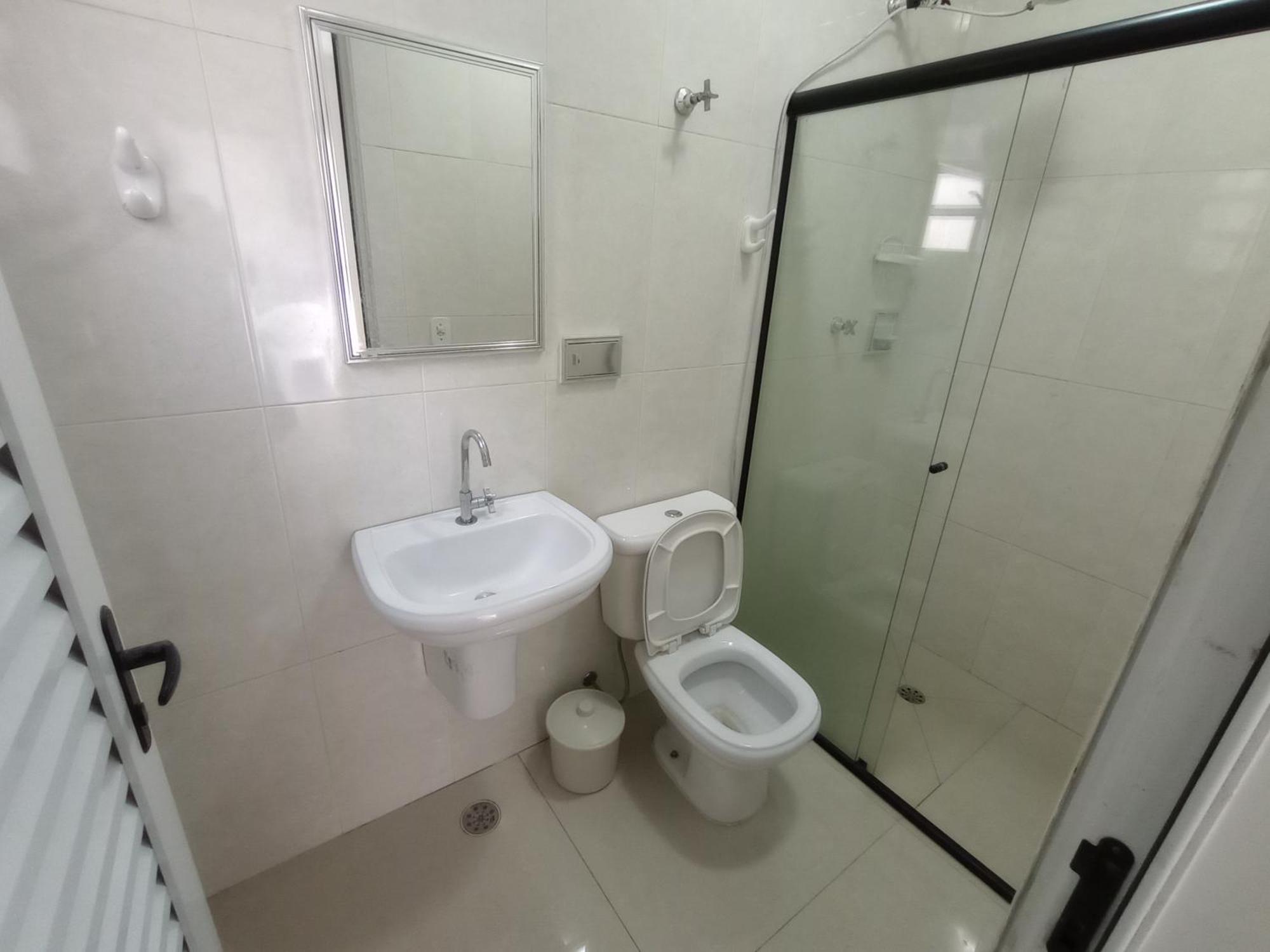 Casa Super Completa Com Cama King Size 5 Minutos Do Metro *