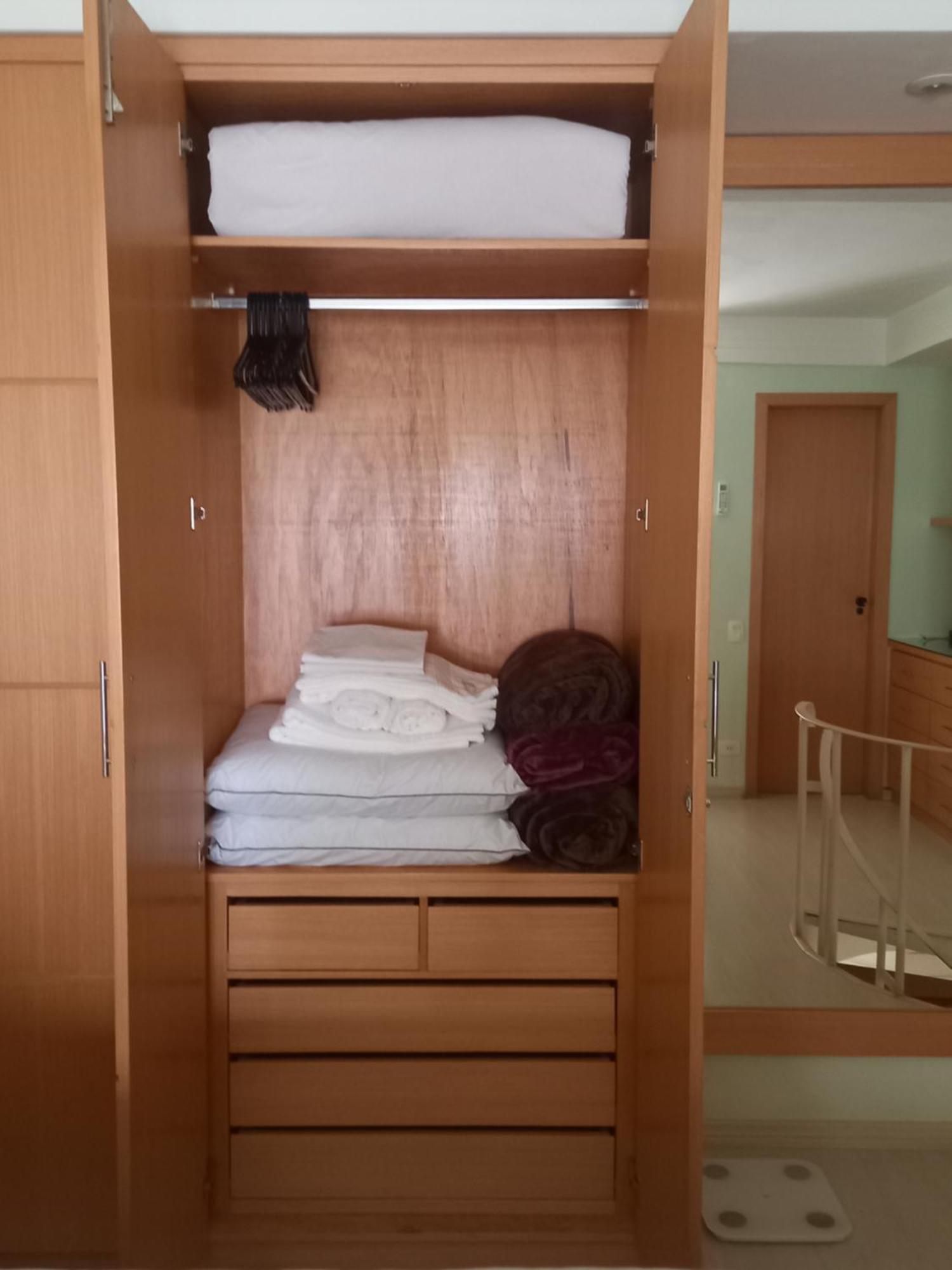 Duplex Place Vendome! Moema, 58m2, Amplo, Conforto, Luxo! Servicos, Estacionamento, Internet, Metro! Sao Paulo