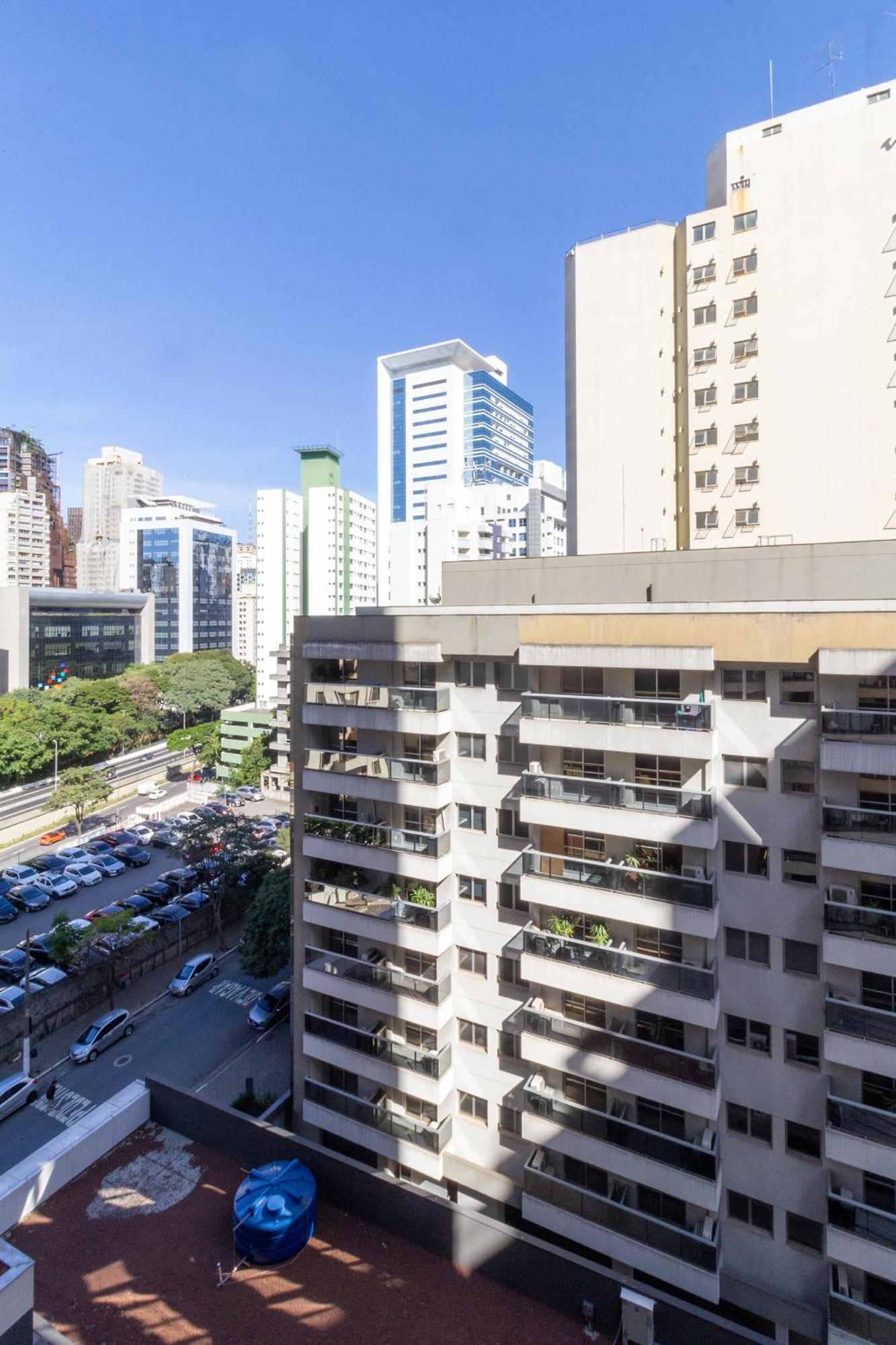 Moderninho Ao Lado Do Shopping Frei Caneca E Sirio-libanes Na Bela Vista