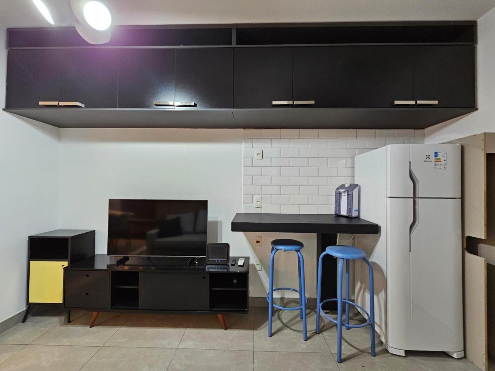 No Brooklin P/ 4 Pessoas Com Garagem. * São Paulo